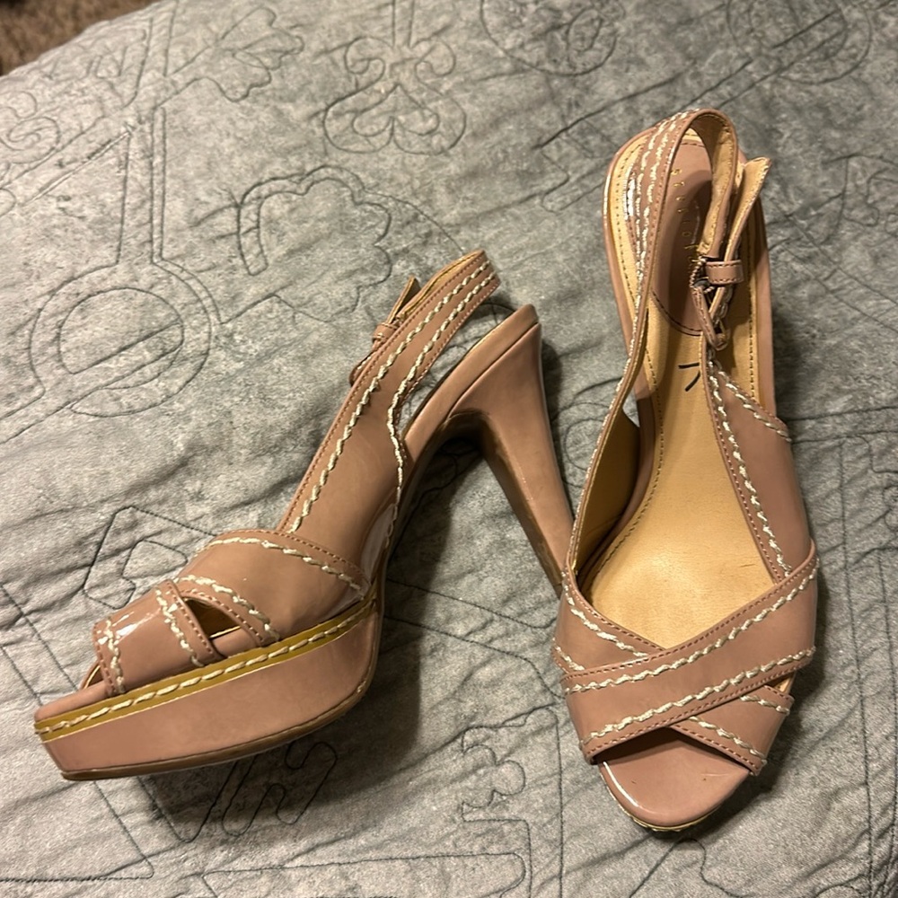 Open Toe Sling Pumps